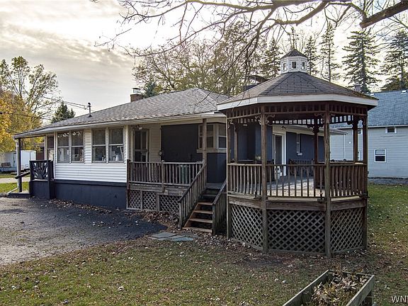 4th image of 148 Cramer St