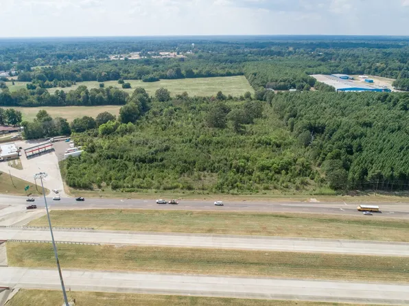 2014 S Bishop St, Texarkana, TX 75501