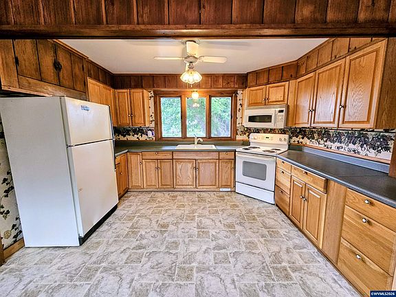 5th image of 4820 Verda Ln NE