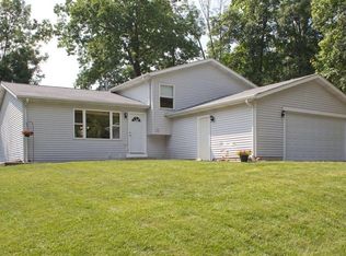 N3267 Jute Rd, Lake Geneva, WI 53147