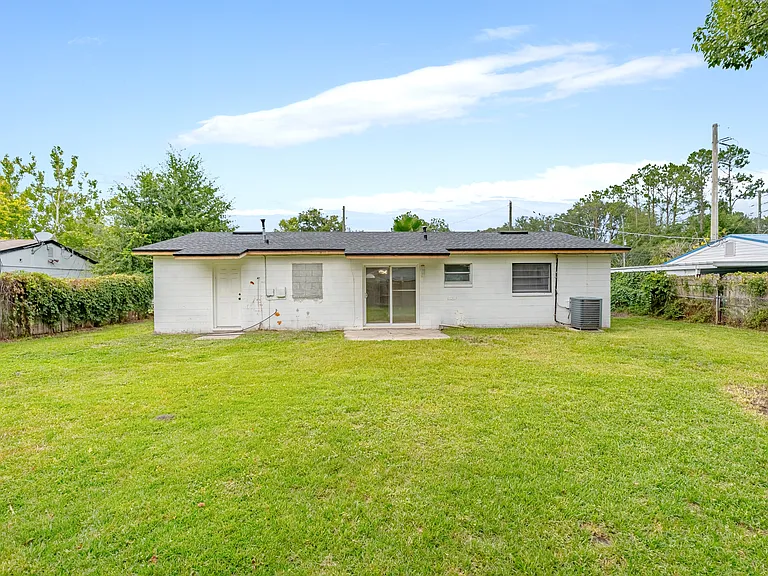 7218 Zapata Dr — Photo 25