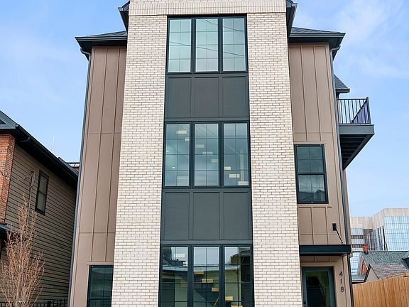 2nd image of 422 Jackson St