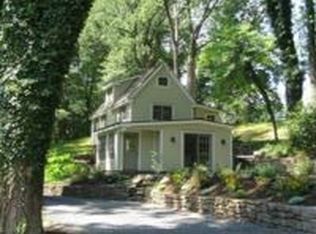 6534 Cuttalossa Rd, New Hope, PA 18938