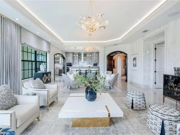 16347 Viansa WAY #302, NAPLES, FL 34110