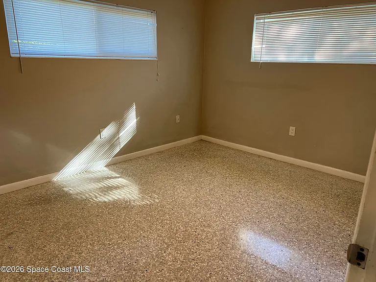 250 Debra Ct — Photo 24