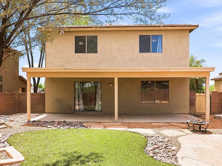 2426 W Silverbell Tree Dr — Photo 19