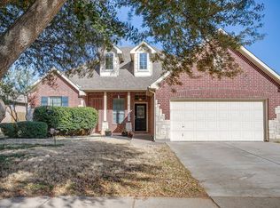 912 Robbins Way, Saginaw, TX 76179