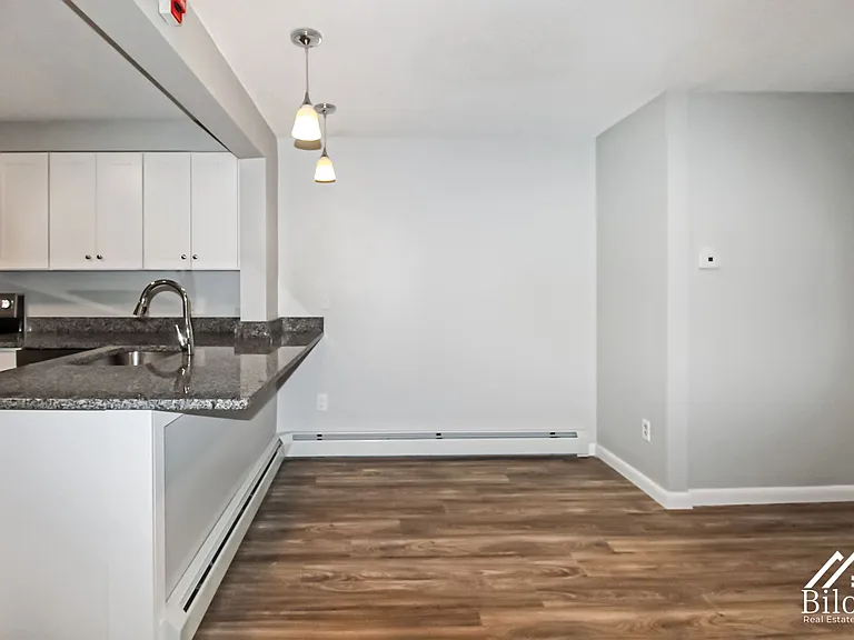 Prospect Street Apartments — Photo 14