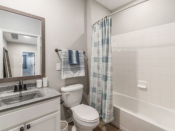 3rd image of 1400 Hollybrier Dr APT 321