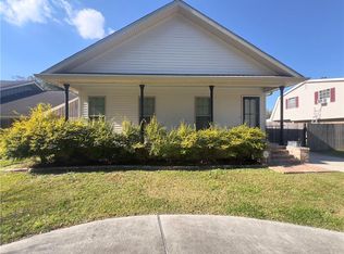 216 Oak Ave, Nine Mile Pt, LA 70094