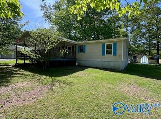 846 Perkins Wood Rd, Hartselle, AL 35640