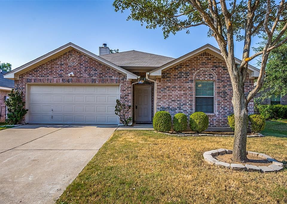 1st image of 2426 Arbor Ct
