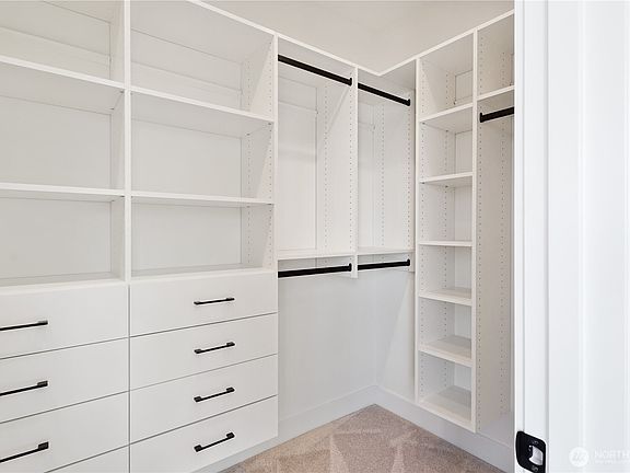 4th image of 9013 14th Avenue SW