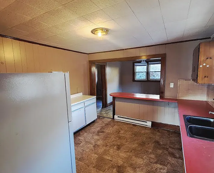 224 Wausau St — Photo 15