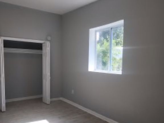 4th image of 59 Davenport Ave #3
