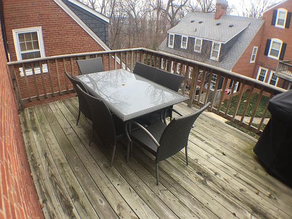 3rd image of 3314 S Wakefield St