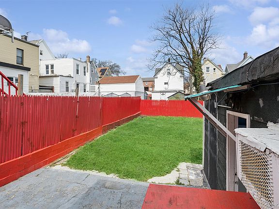 5th image of 2311 Ellis Avenue