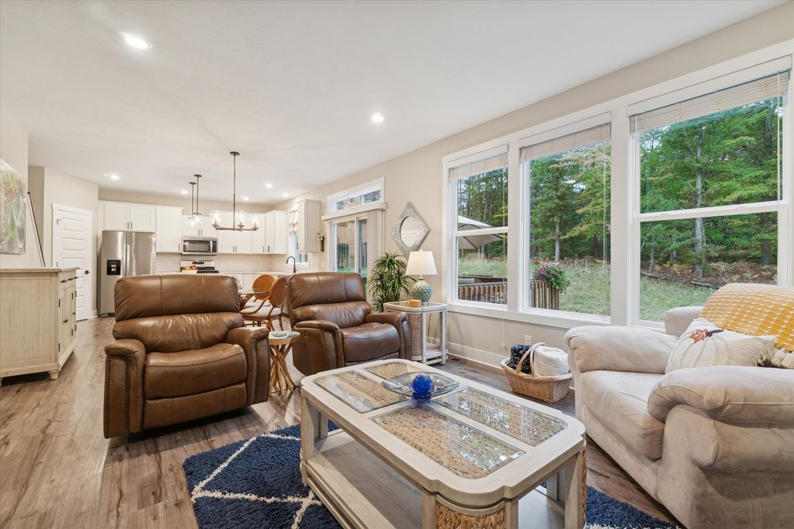 next background image