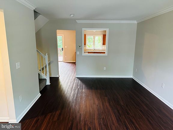 2nd image of 11 Putman Ct