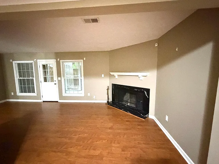 103 Wenwood Cir — Photo 8