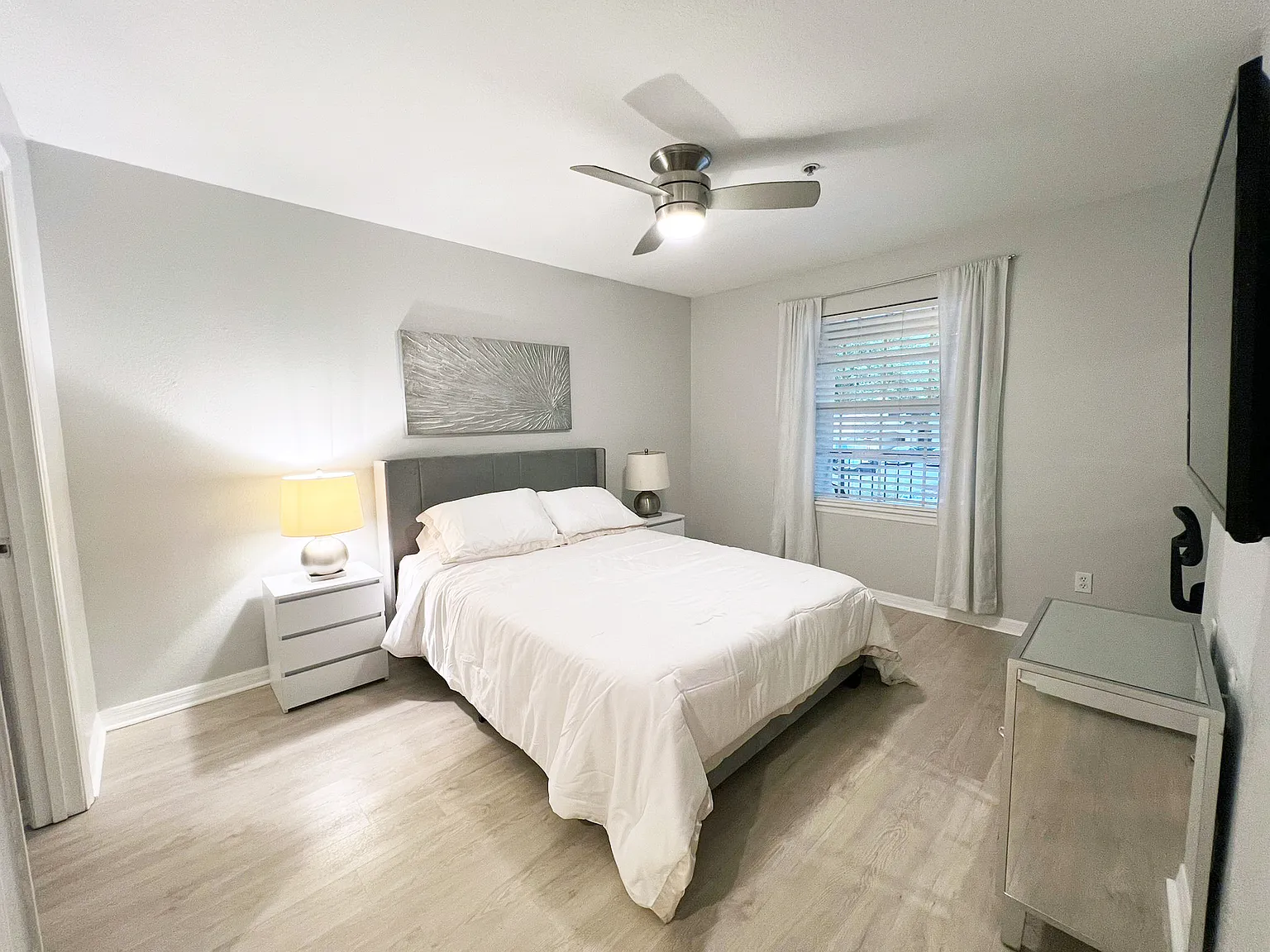 1 bed, 680 sqft, $2,200 — Photo 3