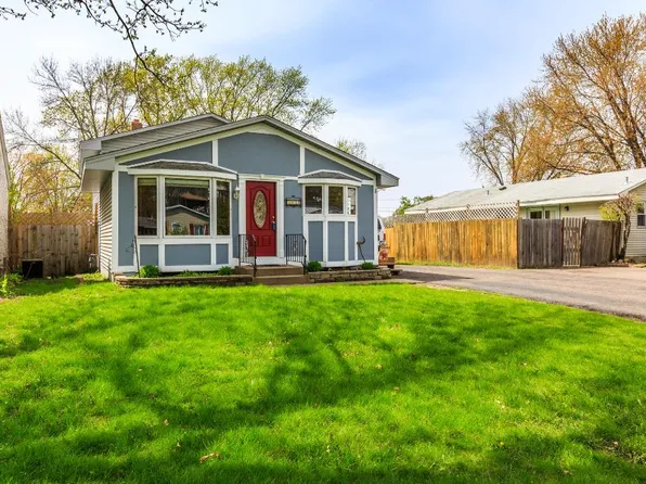 2091 Ivy St, North Saint Paul, MN 55109