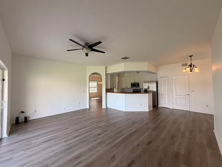 14745 Hartford Run Dr — Photo 5