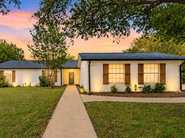 308 Texas Ave, Hewitt, TX 76643