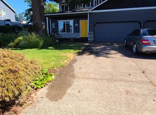 19158 Little Plains Pkwy, Oregon City, OR