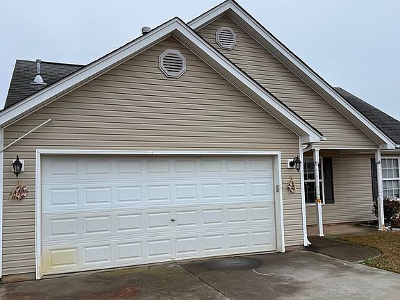 2nd image of 517 Tilgate Ct