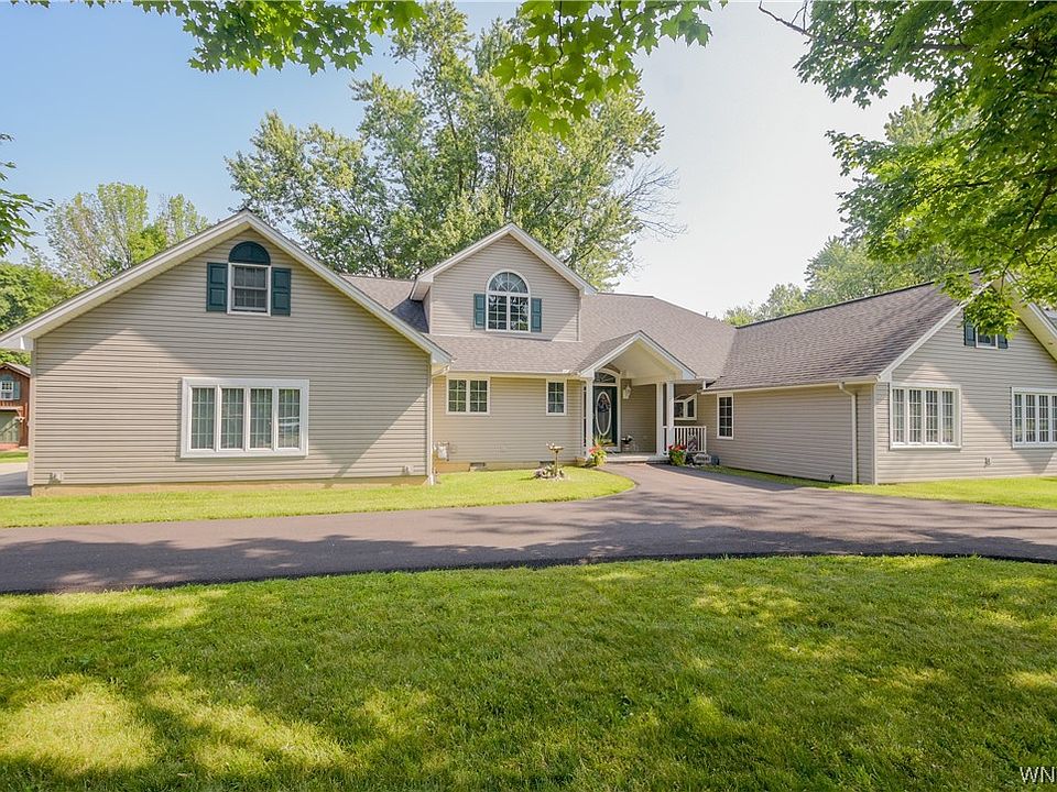 658 Beach Rd, Angola, NY 14006 Zillow