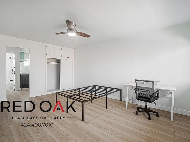 2666 Ellendale Pl #303 — Photo 5