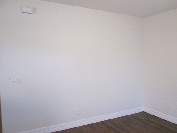 5th image of 1715 NE 6th Ave