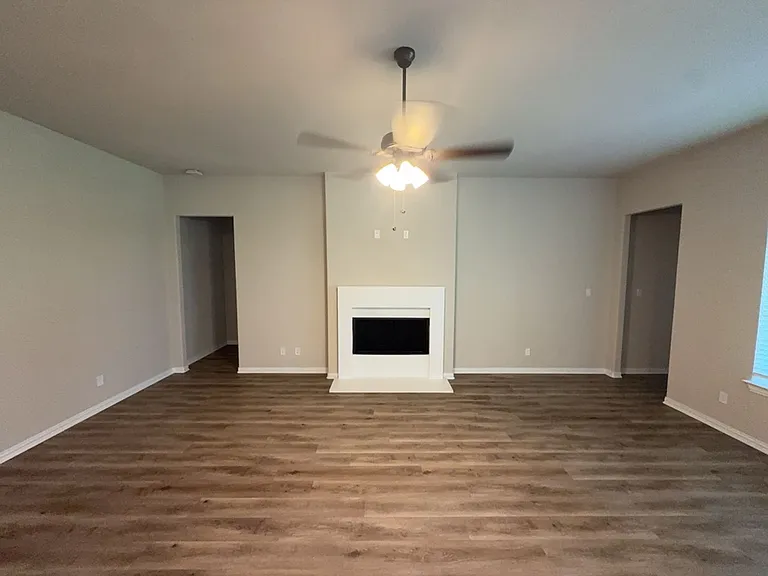 117 Aberdeen Dr — Photo 6