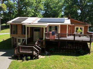 346 Hc Smith Dr, Oneida, TN 37841