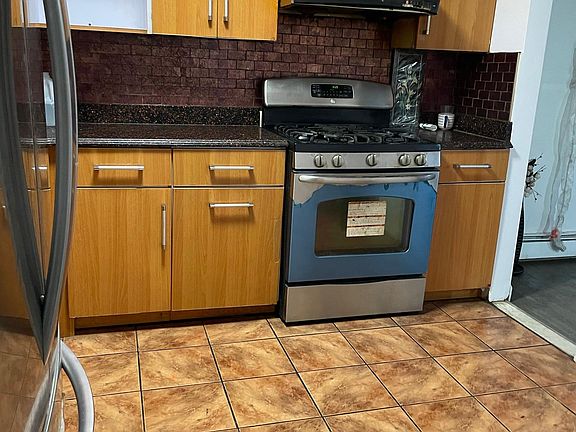 2nd image of 8849 162nd St #3