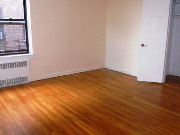 5th image of 145 E 18th St APT 3D
