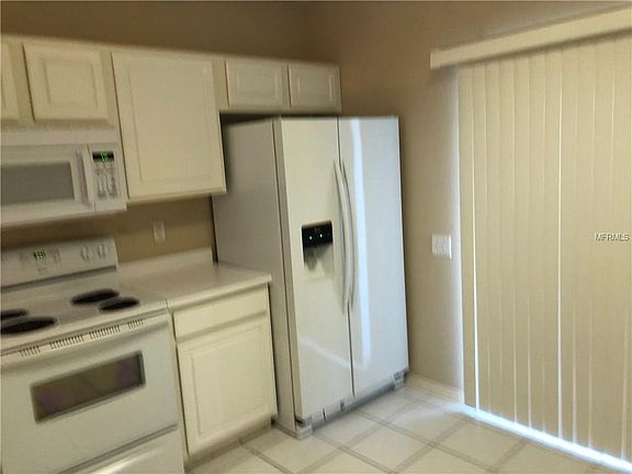 3rd image of 1232 Throckmorton Dr