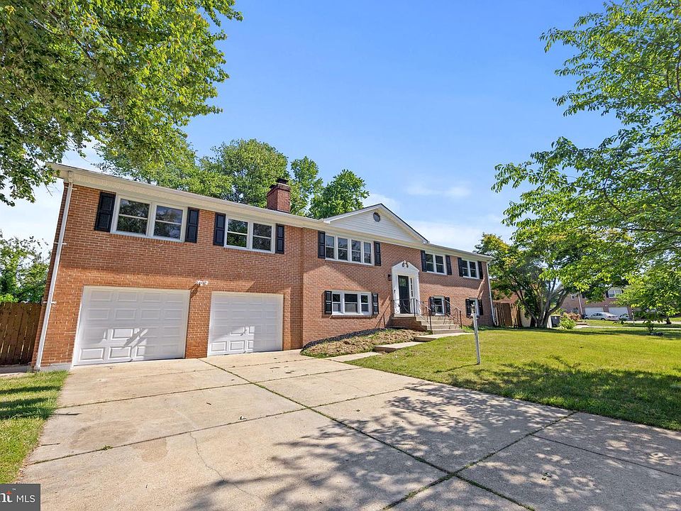 1st image of 306 Heyse Ct
