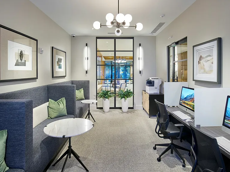 Newly Renovated Cyber Lounge