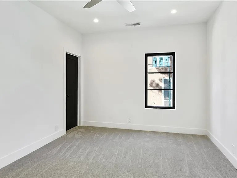 2985 Lookout Pl NE — Photo 27
