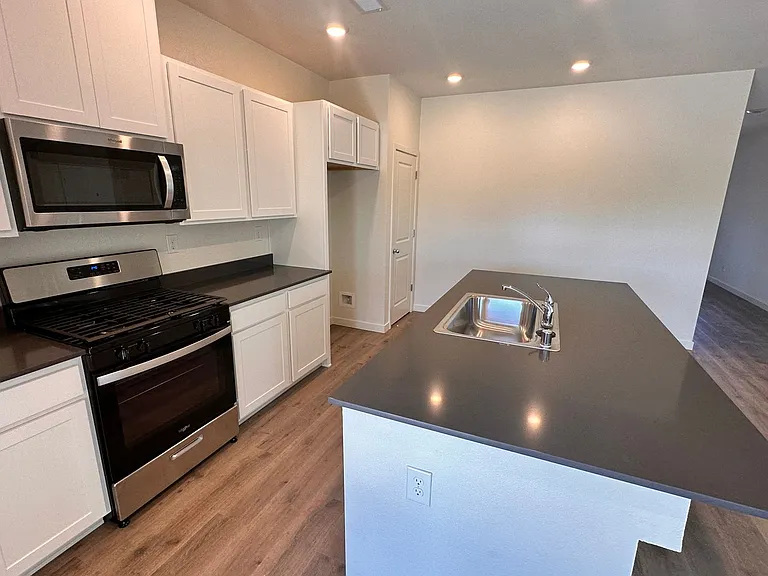 1019 Brierwood Ln — Photo 14
