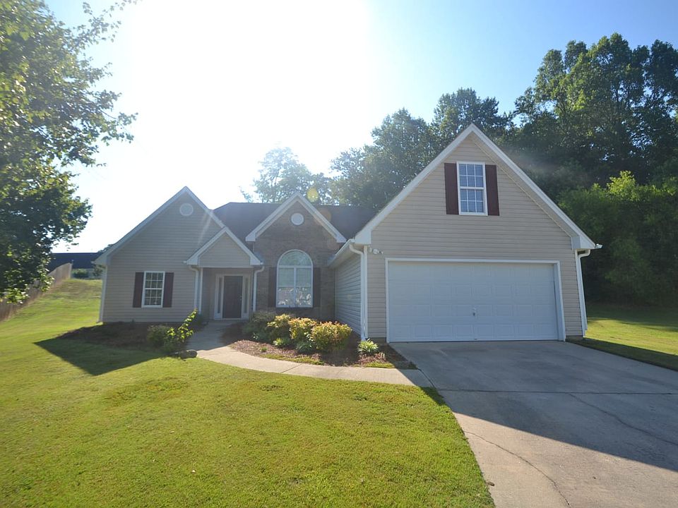 1st image of 610 Aristocrat Dr