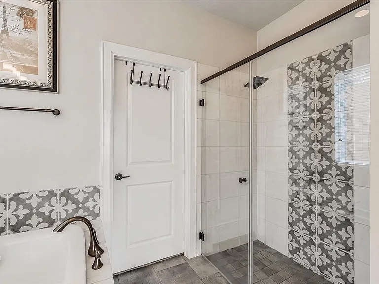 1821 Muhly Bush Bnd — Photo 12