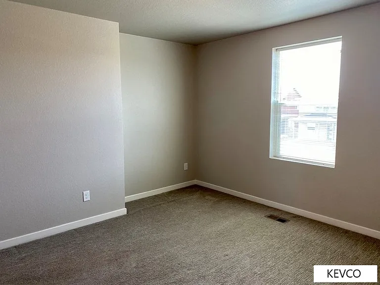 2950 Sykes Dr — Photo 20