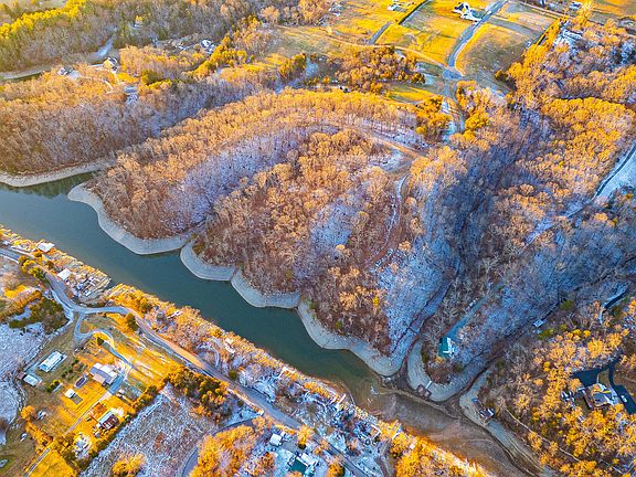 3rd image of 2246 Turkey Ridge Ln