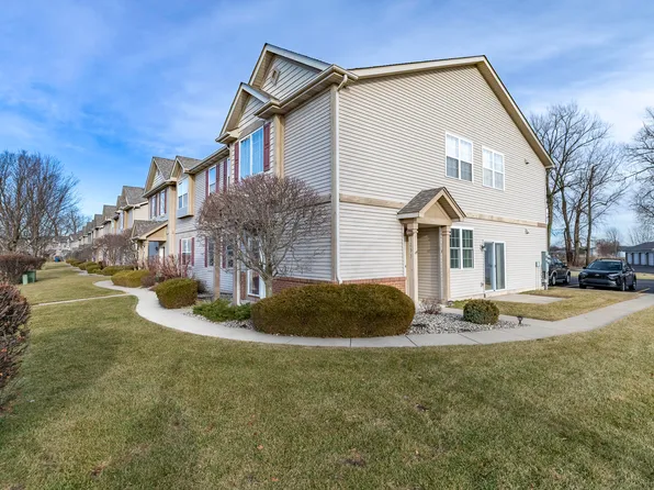 1253 Primrose Ln, Schererville, IN 46375