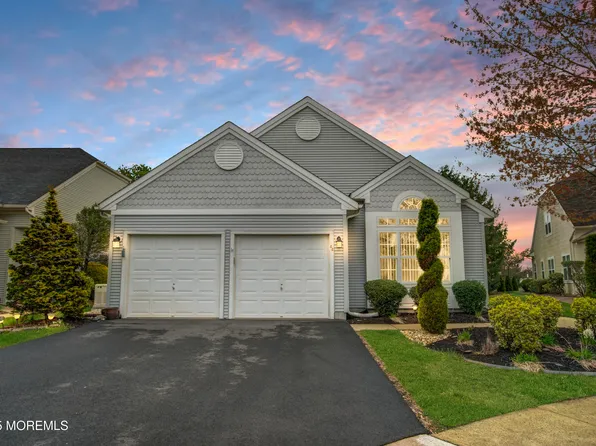 44 Provence Drive, Manchester, NJ 08759