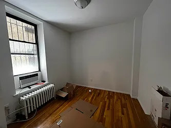 Rented by Salon Realty Corp