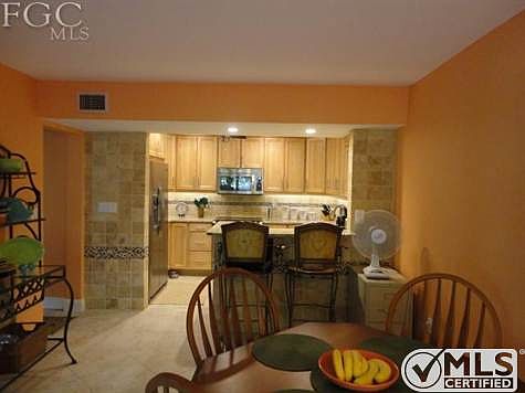 Convenient spacious eat in area right off the kitchen.